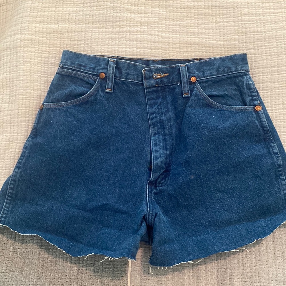 Wrangler shorts size 26 denim shorts